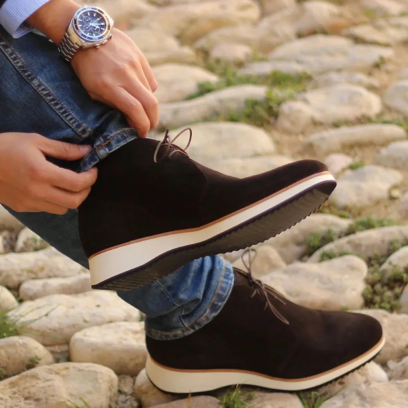 Men's Casual Shoes DapperFam Vivace in Dark Brown Men's Lux Suede Chukka