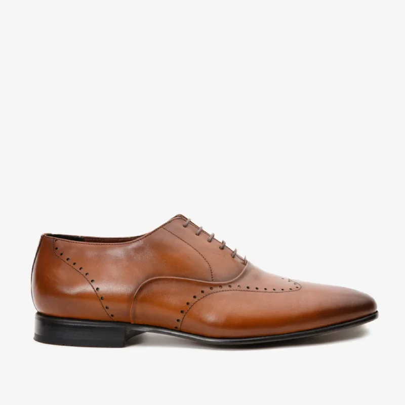 Sleek And Modern Shoes The Roma Tan Leather Wingtip Oxford Men Shoe