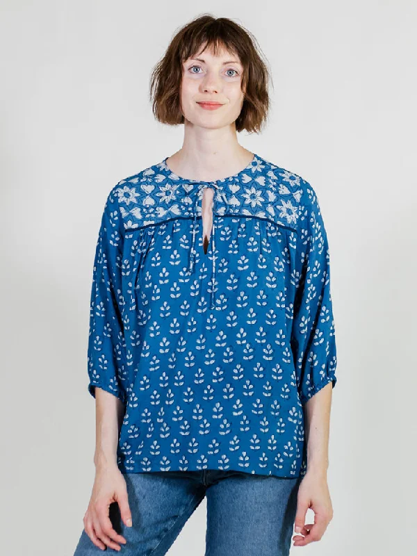 Casual Fashion Devi Blouse - Indigo Mix