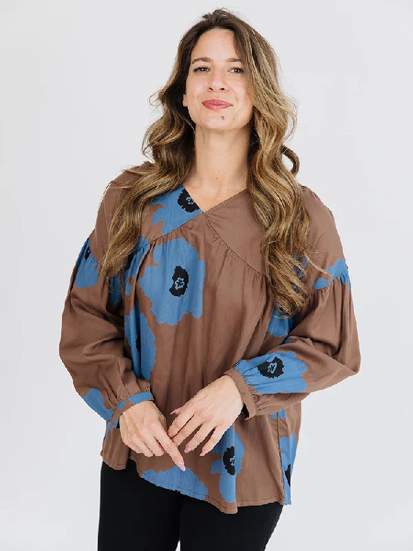 Chic And Comfortable Fiona Blouse - Dark Oak