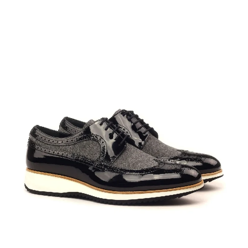 Men's Fashionable Shoes DapperFam Zephyr in Black / Light Grey Men's Flannel & Italian Patent Leather Longwing Blucher Men's Fashionable Shoes DapperFam Zephyr in Black / Light Grey Men's Flannel & Italian Patent Leather Longwing Blucher