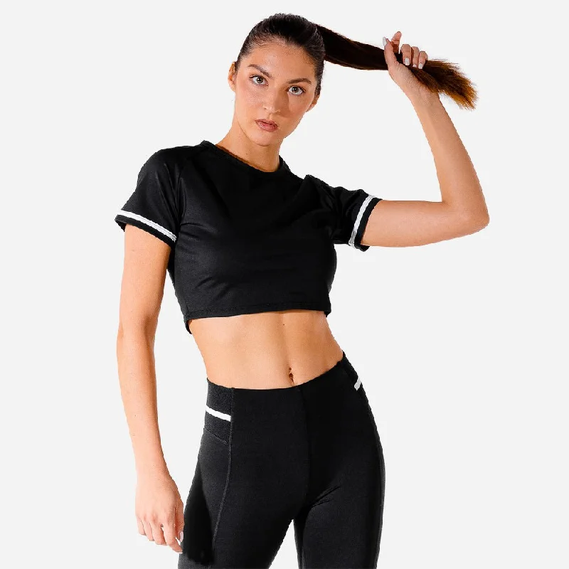 Boutique Styles Hybrid Crop Top - Black