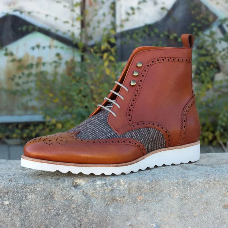 Men's Ergonomic Shoes DapperFam Valiant in Tweed / Cognac Men's Sartorial & Italian Leather Military Brogue Men's Ergonomic Shoes DapperFam Valiant in Tweed / Cognac Men's Sartorial & Italian Leather Military Brogue