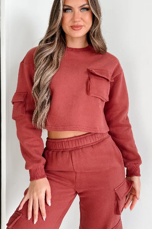 Fashionable Women's Outfit Camren Cropped Crewneck Sweatshirt (Marsala)