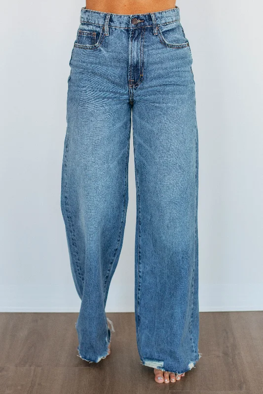 Laid-Back Elegance Nori Hidden Jeans - Medium Wash