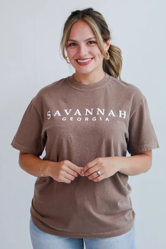 Women's Classic Outfit Brown Savannah Georgia Graphic Tee