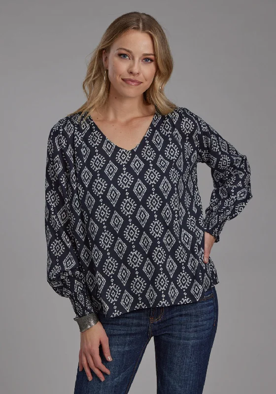 Clothes Women Roper Womens 2133 Ikat Black 100% Rayon V-Neck L/S Blouse