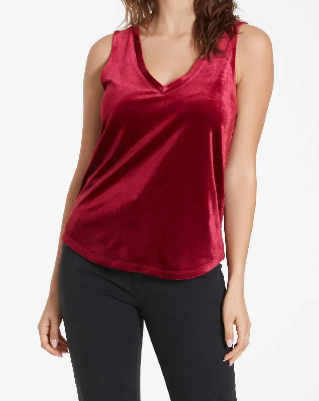 Weekend Sale Acacia Tank Top In Berry Pie