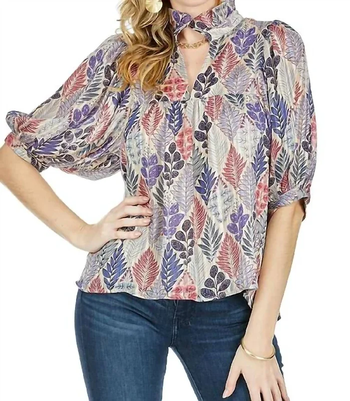 Women's Transitional Attire Harvesting Patterns Top In Multi