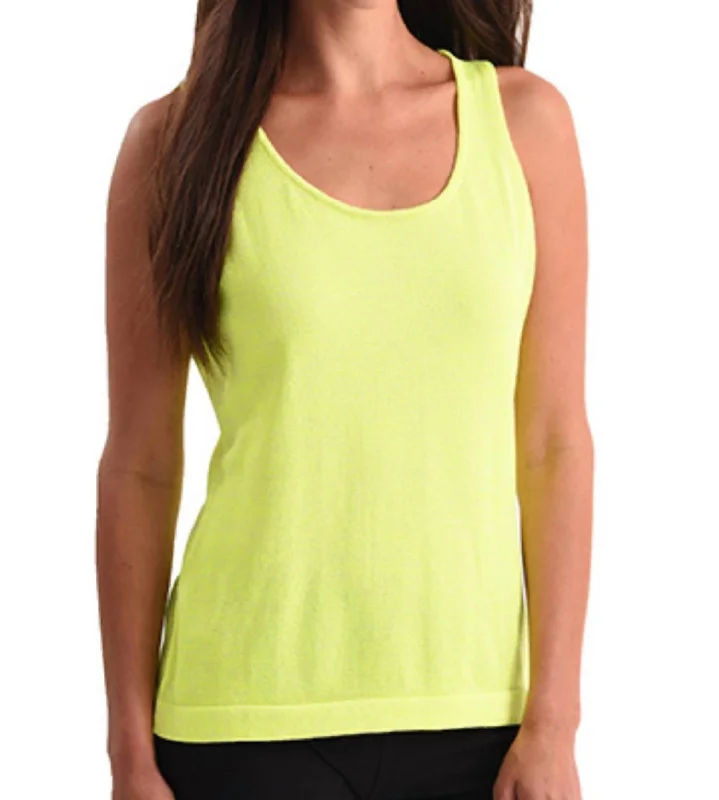 Women Wear Online Heathered Bra-Friendly Tank Top In Lime