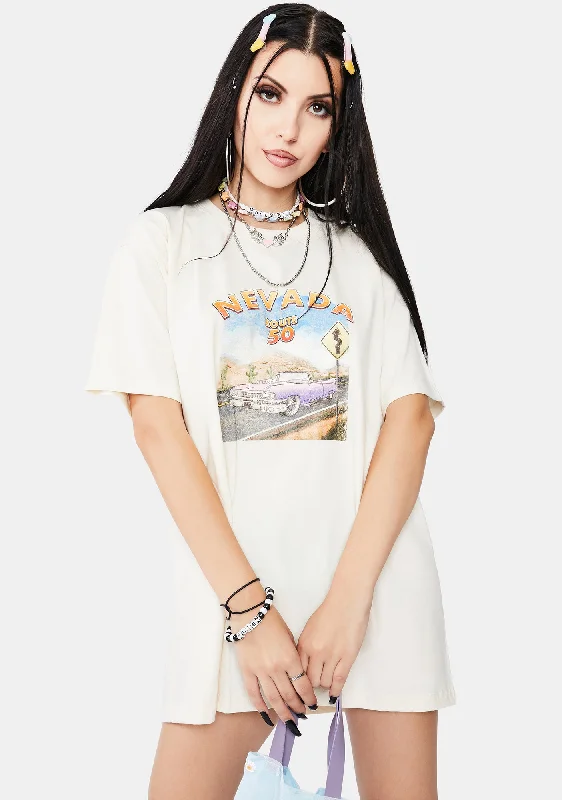 Online Boutiques Affordable Nevada Boyfriend Graphic Tee