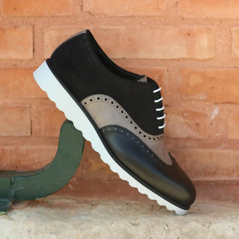Unmissable Discounts On Modern Designer Shoes DapperFam Aeron in Black / Grey Men's Italian Leather & Lux Suede Full Brogue Unmissable Discounts On Modern Designer Shoes DapperFam Aeron in Black / Grey Men's Italian Leather & Lux Suede Full Brogue