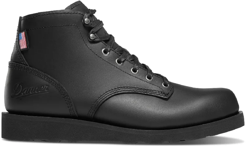 Men's All-Season Boots Danner Womens Douglas 6in GTX Black Leather Chukka Boots