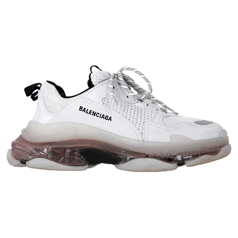 Top-Rated Shoes Now At Special Discounted Prices Balenciaga Triple S Clear Sole Low-Top Sneakers in White Polyester Top-Rated Shoes Now At Special Discounted Prices Balenciaga Triple S Clear Sole Low-Top Sneakers in White Polyester