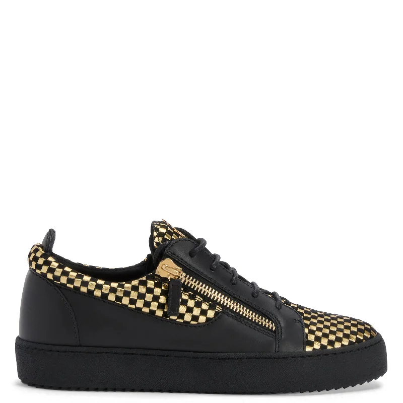 Fashion-Forward Shoes For Men Giuseppe Zanotti Frankie